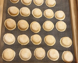 Foto del paso 4 de la receta: Sorrentinos de jamón y muzzarella con salsa de pomodoro