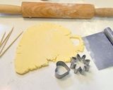 A picture of step 5 of Cookie Bouquet.