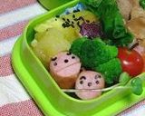 A picture of step 5 of Sausage Faces for Bento Lunchboxes.