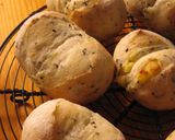 A picture of step 7 of Petit Sesame Bread Rolls.