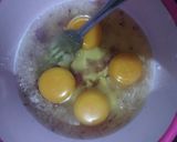 Foto langkah ke 2 dari resep 93. Telur Dadar Bumbu Uleg.