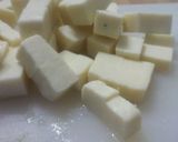 A picture of step 2 of Paalak Paneer.