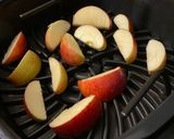 A picture of step 3 of Chicken Alfredo with Grilled Apples.
