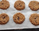 Foto del paso 3 de la receta: Galletas de avena, banana y chips de chocolate