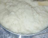 A picture of step 1 of Tuwon cous cous da miyar kubewa danya.