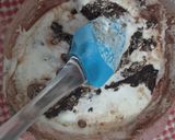 A picture of step 5 of Eggless Brownie Cake.