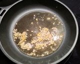 Foto del paso 2 de la receta: Dorada al horno rellena de champiñones