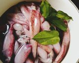 Foto langkah ke 1 dari resep Cumi masak simpel.