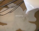 Foto langkah ke 3 dari resep Hurricane Swiss Roll Cake +(tips cara menggulung).