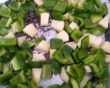 आलू शिमला पनीर (Aloo shimla paneer recipe in hindi) रेसिपी चरण 2 फोटो