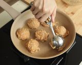 Foto langkah ke 3 dari resep Chicken Tsukune / Bola Ayam Jepang Devina Hermawan.
