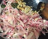 Foto langkah ke 5 dari resep Ayam Suwir Kecombrang.