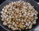 रोस्टेड मखाना (roasted makhana recipe in hindi) रेसिपी चरण 5 फोटो