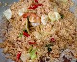 รูปขั้นตอนการทำที่ 4 ของ ข้าวผัดน้ำพริกเผากุ้งสด