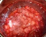 A picture of step 2 of Frozen Strawberry Jam.