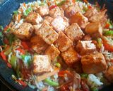 Foto del paso 7 de la receta: Guisado de arroz, vegetales y tofu al Woock...🍽👍