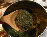 A picture of step 2 of How to Brew Green Tea.
