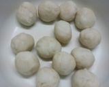 A picture of step 2 of Steamed Chicken Money Bags and Wontons.
