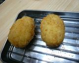 A picture of step 6 of [Farmhouse Recipe] Potato Croquettes.