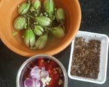 A picture of step 1 of Stuff Brinjal.