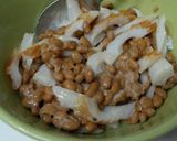 A picture of step 1 of Easy! Natto and Chikuwa Spring Rolls.