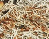 Foto del paso 3 de la receta Gulas Flambeadas al Ajillo con toque de Pimentón Rojo