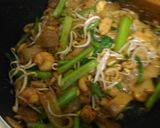 Foto langkah ke 4 dari resep Kwetiaw basah homemade.