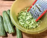 Foto del passaggio 2 della ricetta Confettura di zucchine piccante e menta romana