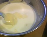 A picture of step 5 of Dangerous Soufflé Cheesecake.
