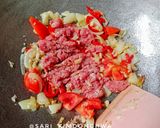 Foto langkah ke 2 dari resep Tumis Baby Buncis Daging Cincang.
