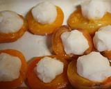 A picture of step 3 of Original Apricot Daifuku.