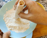 Foto del paso 2 de la receta: Rollitos de jamón de york y queso en freidora de aire