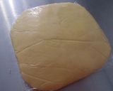 A picture of step 5 of Fluffy and Crispy Melon Bread.