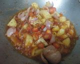 A picture of step 4 of Veg pulao.