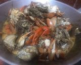 Foto langkah ke 4 dari resep Kepiting Lada Hitam.