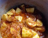 A picture of step 4 of Aloo gobhi.