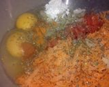 Foto del paso 2 de la receta: Tortillitas de zanahoria, tomate y cebolla