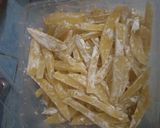 Foto langkah ke 3 dari resep Kentang goreng gurih.