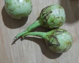 A picture of step 1 of Brinjal disk or baigan bhaja.
