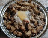 Foto langkah ke 4 dari resep Nasi Ayam Jamur.