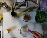 Foto del paso 7 de la receta: Ensalada de espinacas con tocino