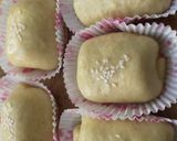 Foto langkah ke 2 dari resep Roti Pisang Coklat Keju Wijen.