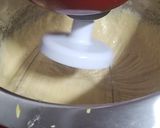 A picture of step 3 of Tarta de Santiago.