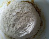 Foto langkah ke 2 dari resep Banana Cake - Moist, No Mixer.