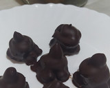 Foto del paso 3 de la receta: Copitos De Nueces y Dulce De Leche Con Baño De Chocolate