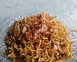 Foto langkah ke 6 dari resep Mie goreng simple.