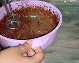 चॉकलेट चोको चिप्स केक (chocolate choco chips cake recipe in hindi) रेसिपी चरण 3 फोटो