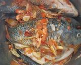 Foto langkah ke 4 dari resep Pepes ikan mas pedas.