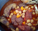 Foto del paso 11 de la receta: Cocido de gallina, osobuco y longaniza casera
