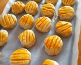 A legegyszerűbb, zsíros burgonyás pogácsa recept fázis 4 fotója